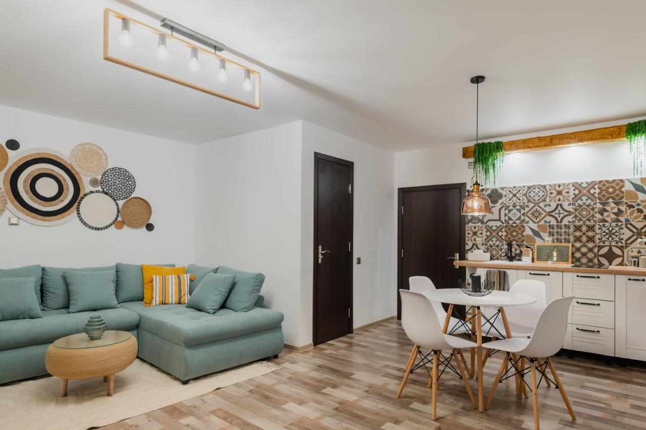 Cozee Studio - In Inima Brasovului Екстер'єр фото